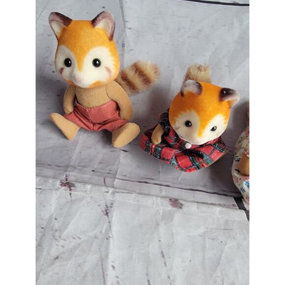 Calico Critters Sylvanian Families Red Panda Family Retired Set of 3 READ - Picture 3 of 6